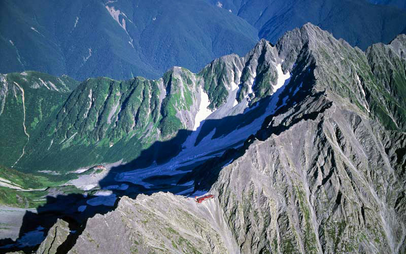 穂高連峰の紹介 穂高岳山荘